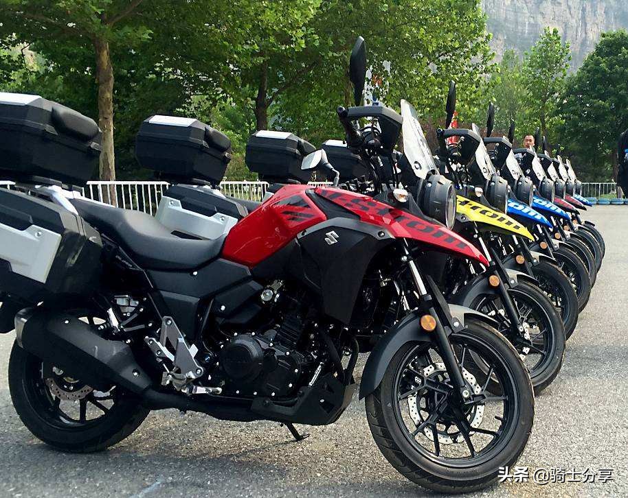 宝马310GS