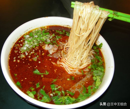 兰州人最喜欢吃的牛肉面是二细还是韭叶？
