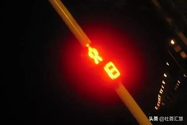 主播上镜化妆技巧

