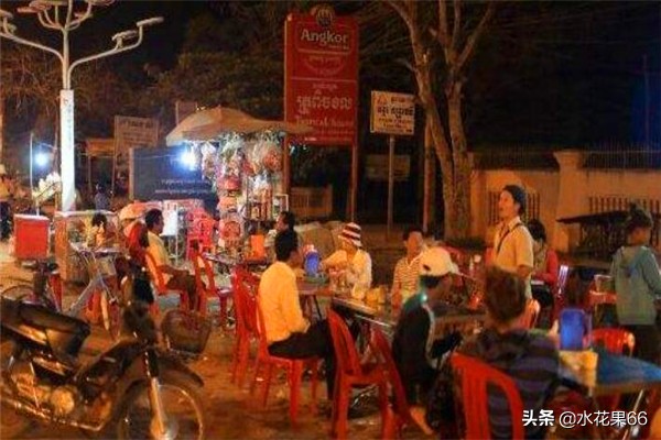 2中国人在日遭殴打在中国殴打日本人犯法吗