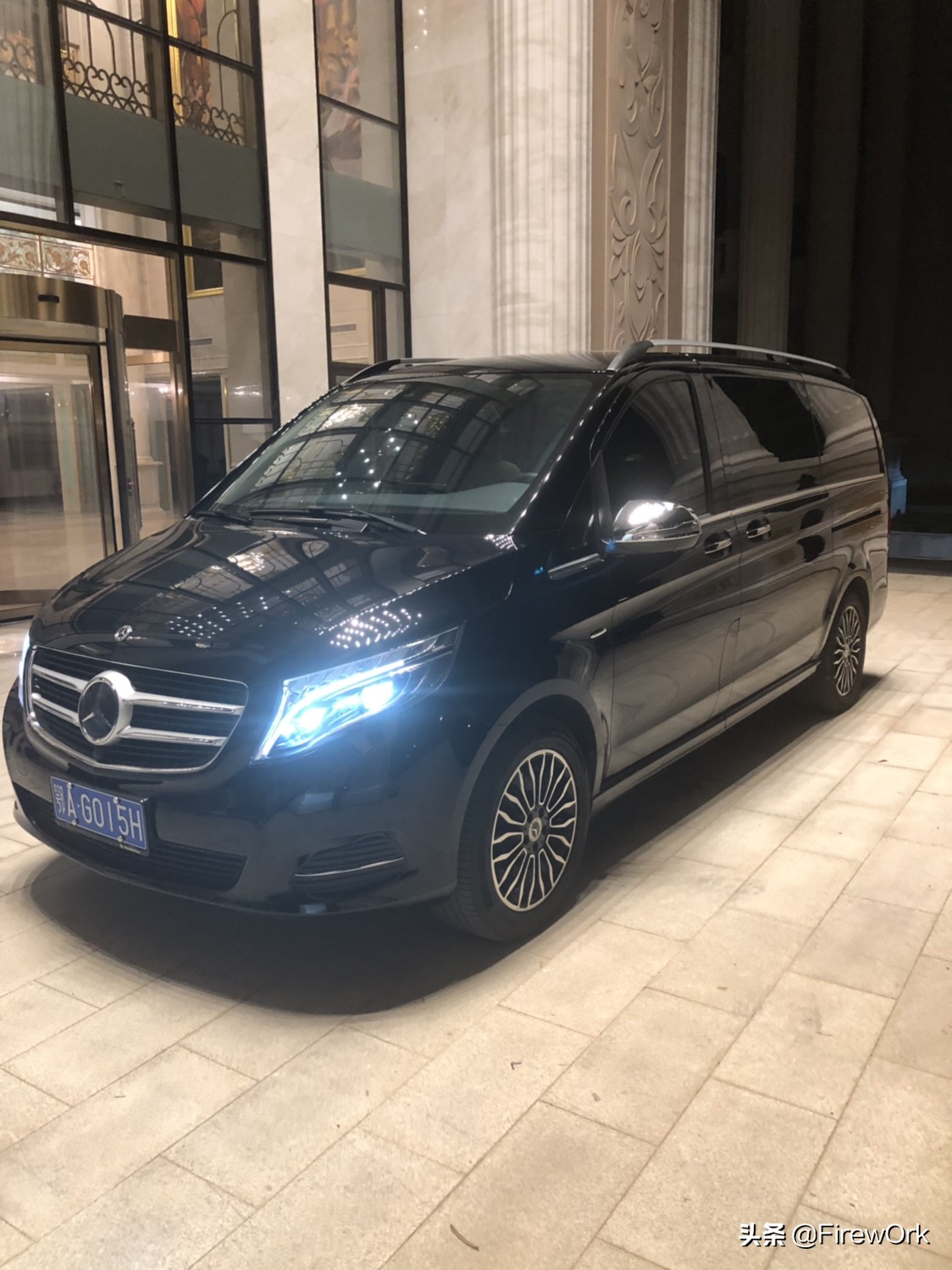 奔驰v260价格