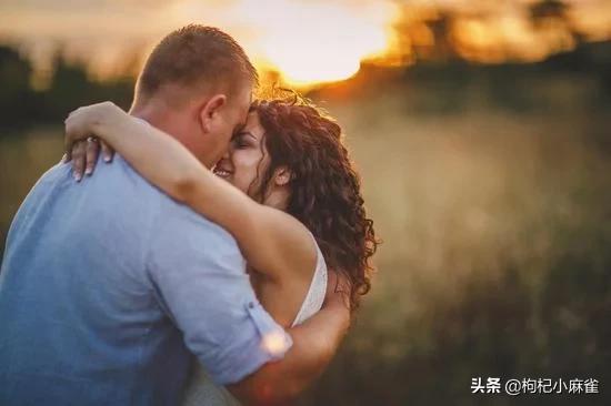 给媳妇化妆技巧
