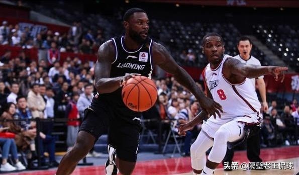 1月7日CBA常规赛焦点比赛结束之后，目前最长的连胜和最长的连败分别是谁？你怎么看？