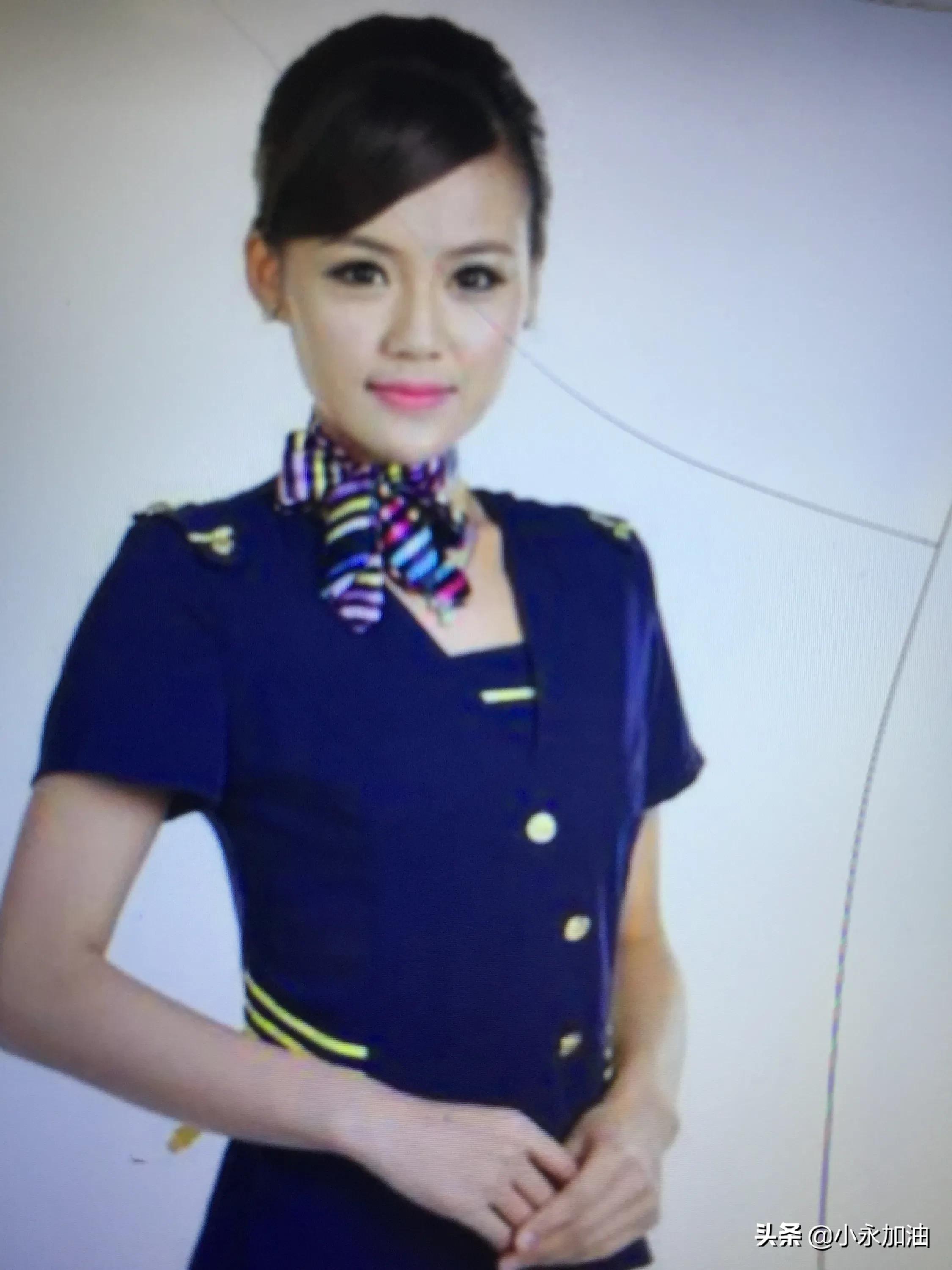 空乘妈妈化妆技巧
