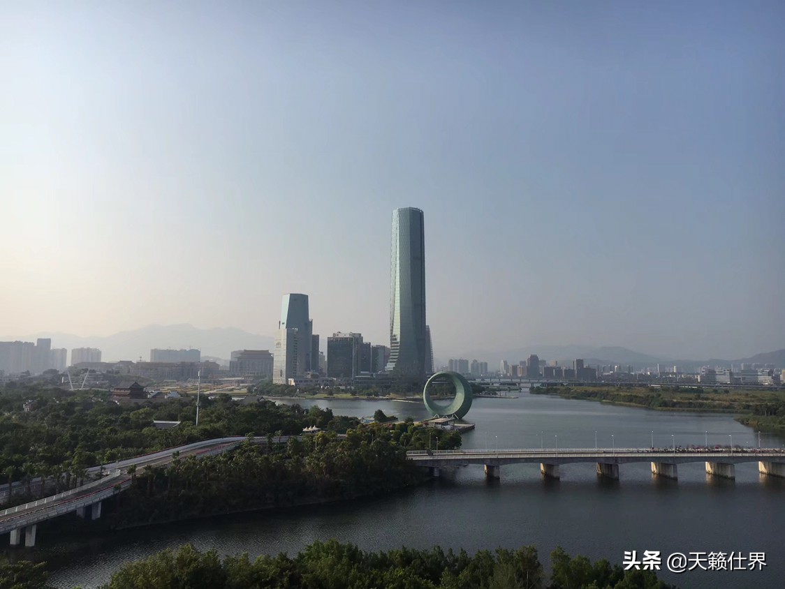 厦门注册公司有什么优惠政策？大学生刚毕业，想开一家IT公司，帮人做网站？