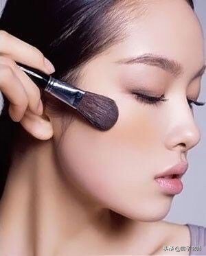 美妆好物分享化妆师

