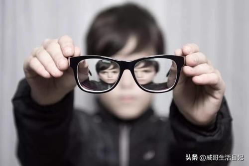 看电视的看电视的英文