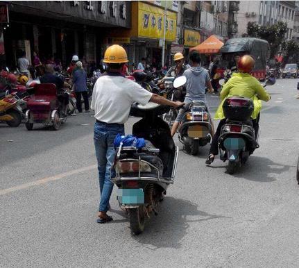 2025澳门今晚开奖结果和司机连续撞骑车男子与司机连续撞骑车男子视频
