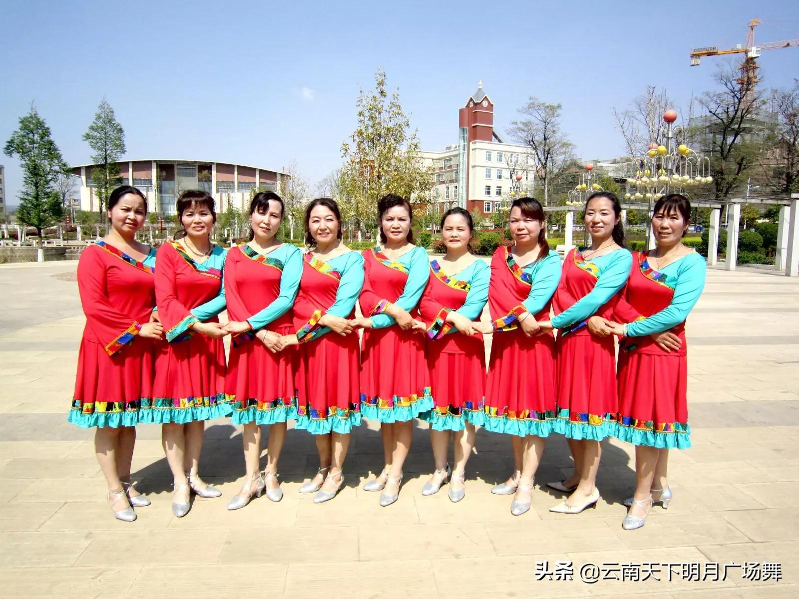 [广场舞图片]最火最简单广场舞有哪些？