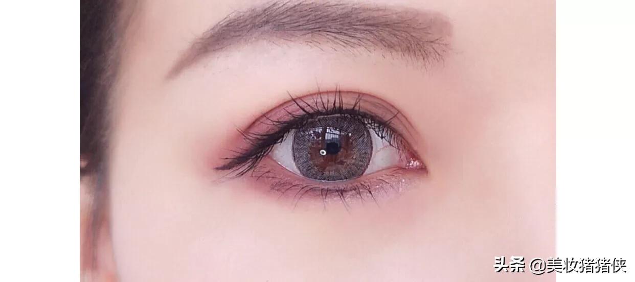 化妆的技巧想学吗
