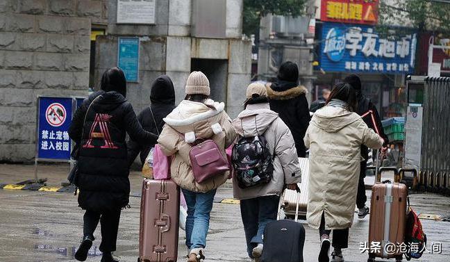 2022湖北武汉什么时候放假？