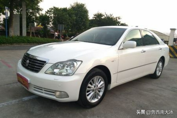 二手皇冠车