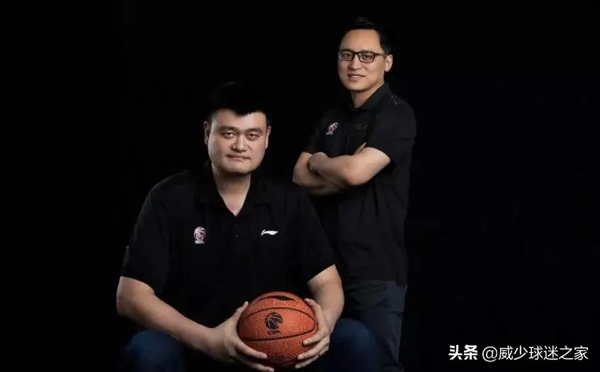 CBA公司CEO因偷情被捉奸在床,最后无奈选择辞职,这中间到底发生了什么? CBA公司CEO因偷情被捉奸在床,最后无奈选择辞职,这中间到底发生了什么?