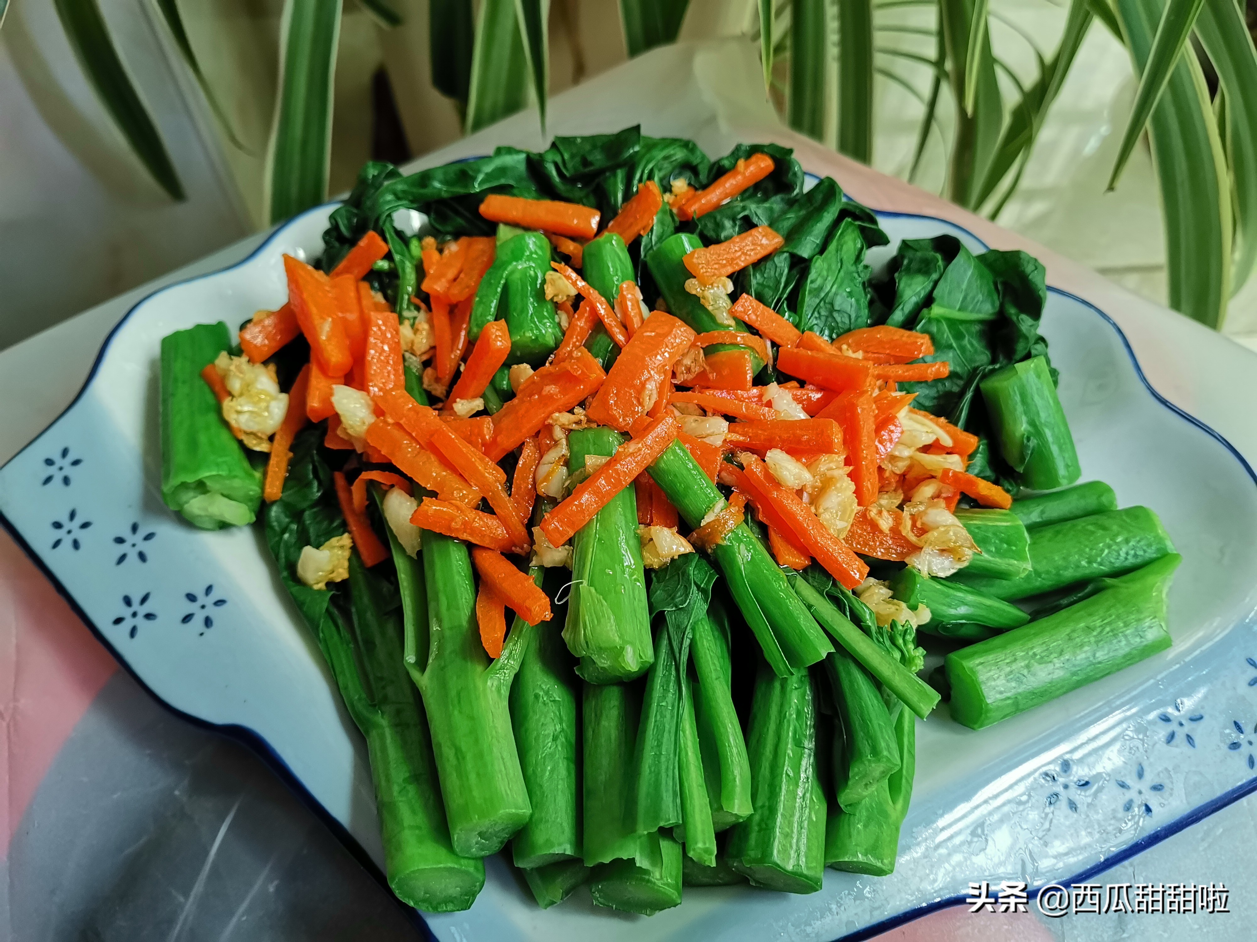 晒美食（你的朋友圈有天天晒美食的么？你对他们怎么看？）