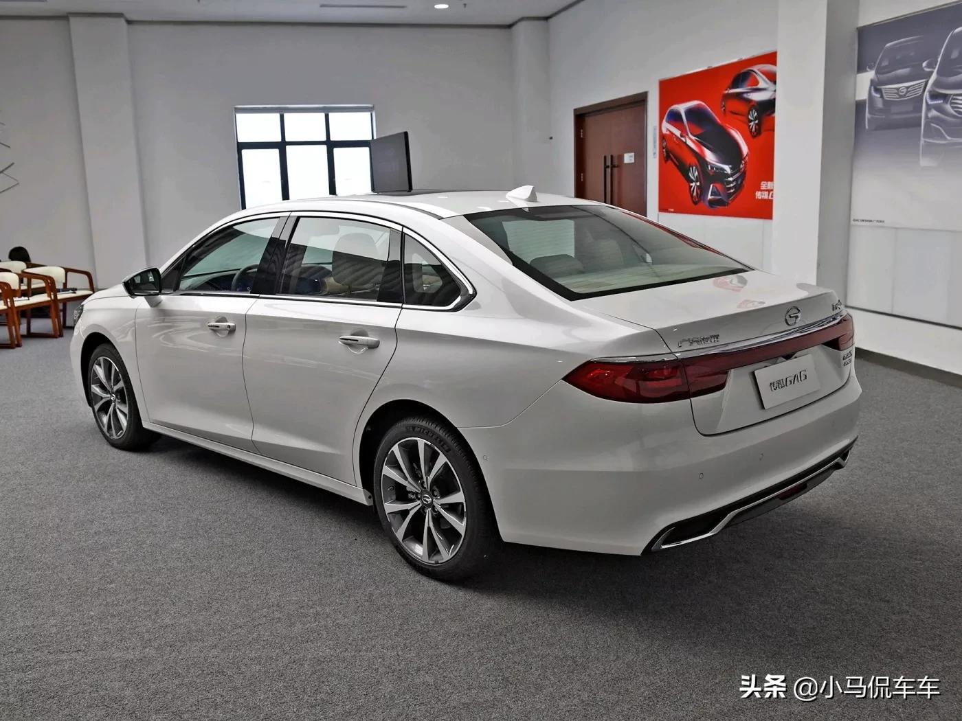新一代奔驰