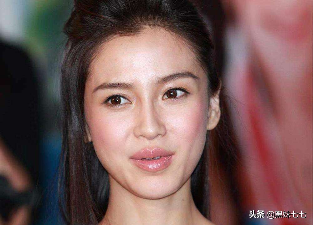 化妆技巧不显老

