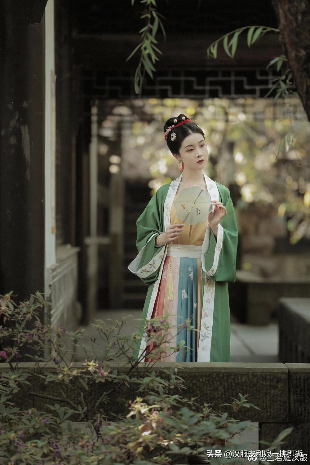 汉服小姐姐在海外生活视频，汉服小姐姐在海外生活视频大全