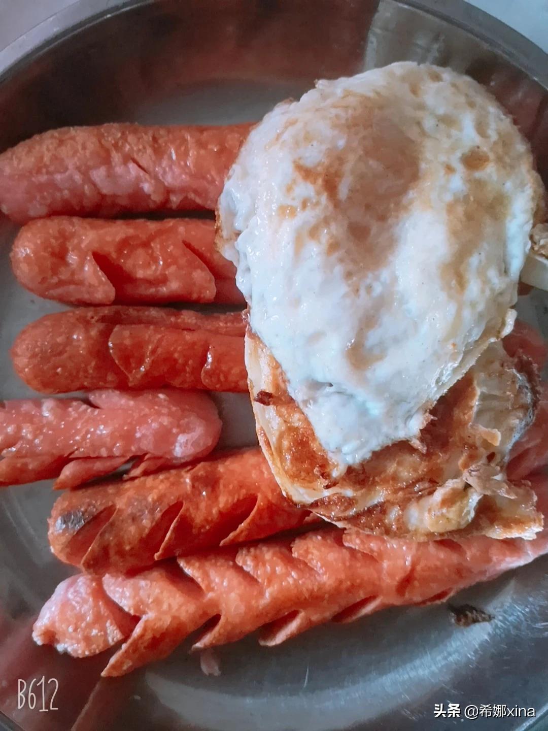 晒美食（你的朋友圈有天天晒美食的么？你对他们怎么看？）