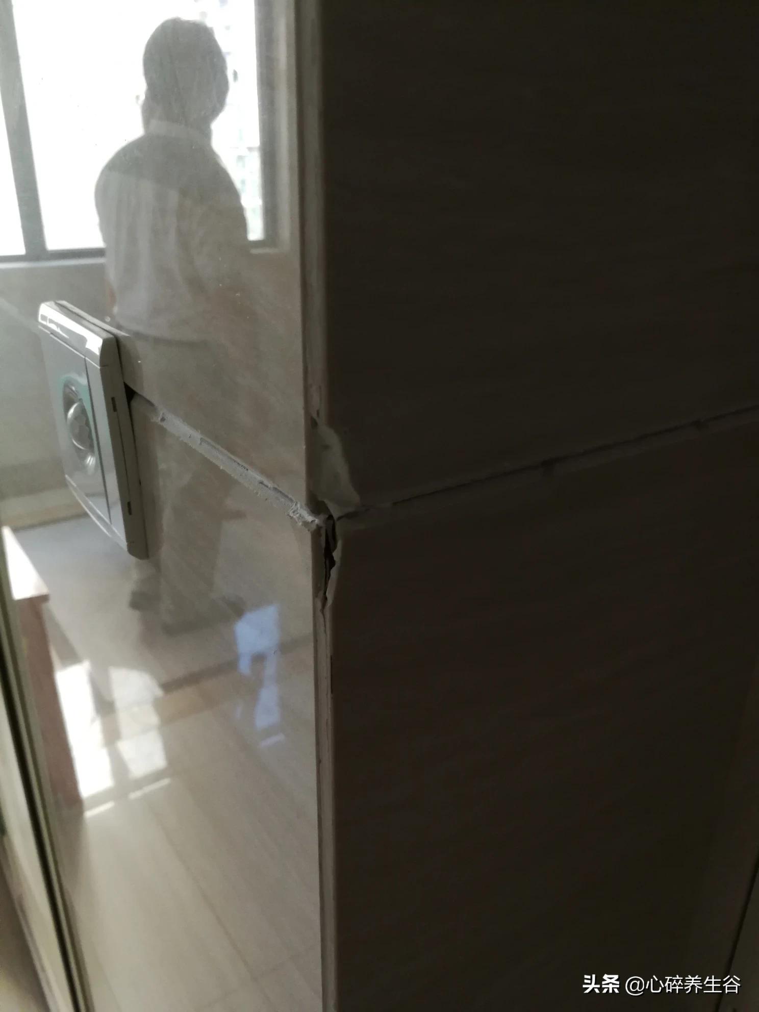 恒大集团网络营销方案设计,买了恒大车位没签合同,营销人员说要100元给签合同,这合法吗?