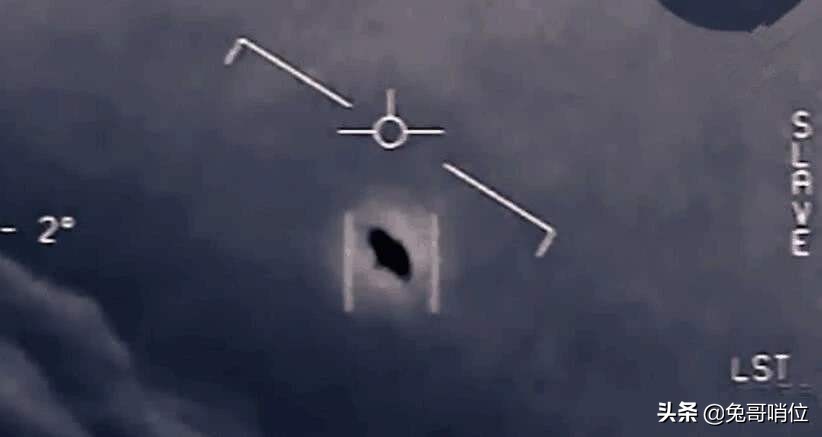 美国疑现黑色UFO（美国研制任何人想象不到的武器，难道要造飞碟吗？黑科技有哪些？）