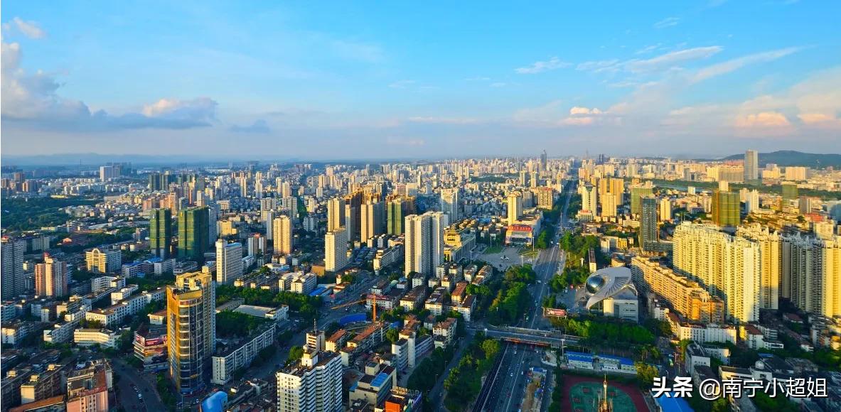 南宁市和贵阳市哪个宜居