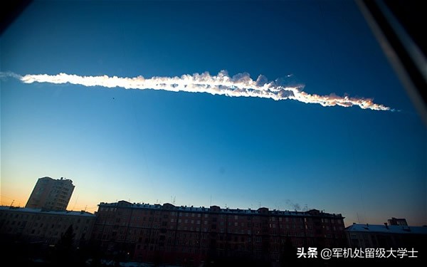 我们为何撞击小行星我们为何撞击小行星呢