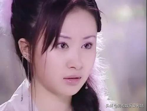 如果一个女孩对你说命苦,应该怎么安慰她呢？：苦命少女