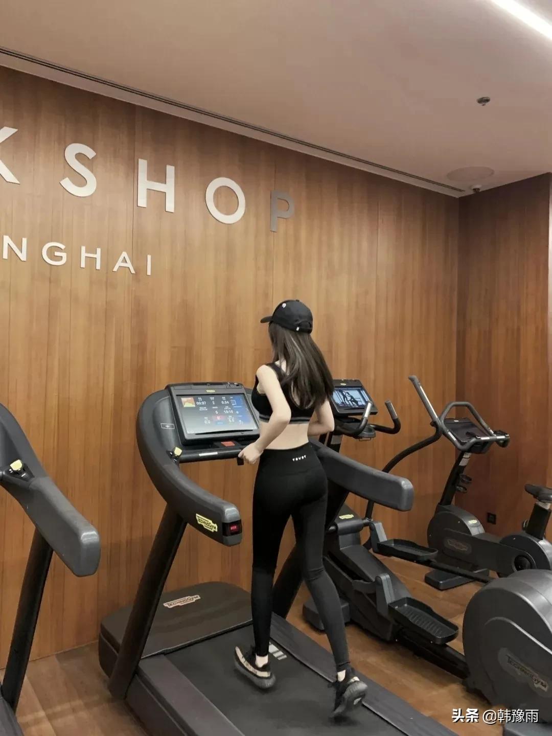 健身必备化妆技巧女性
