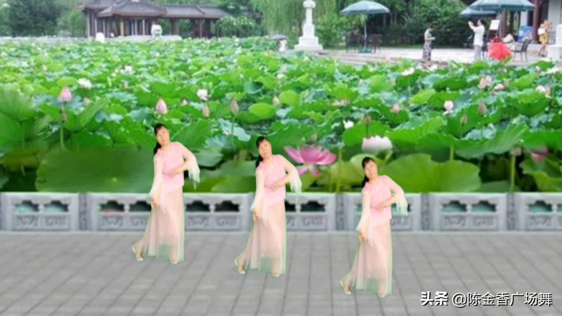 “安静得有点诡异!南宁大妈戴耳机跳广场舞:不扰民,没压力”,你怎么看? “安静得有点诡异!南宁大妈戴耳机跳广场舞:不扰民,没压力”,你怎么看?