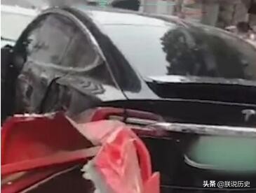 特斯拉隐瞒车祸数据