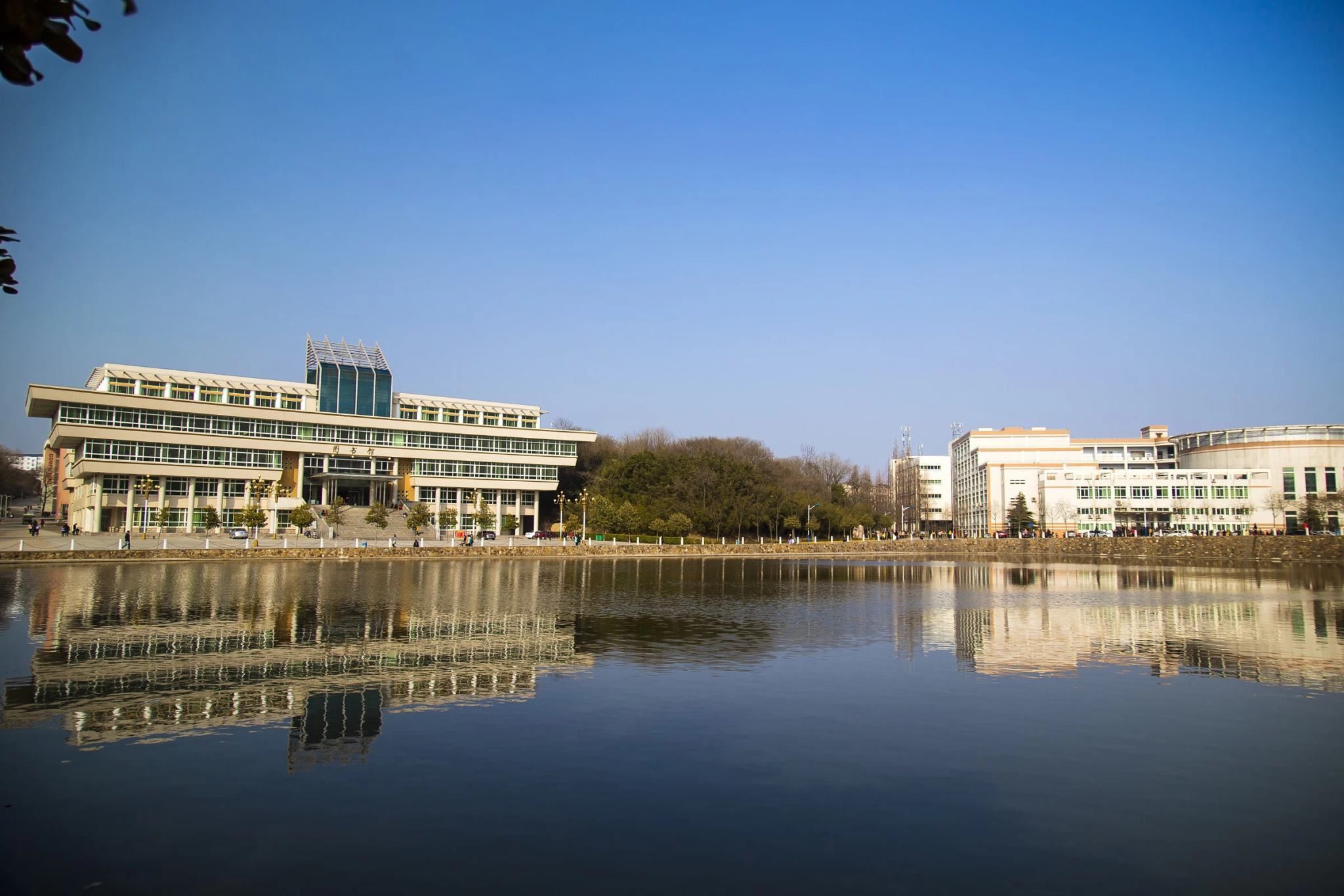 河南师范在河南怎么样