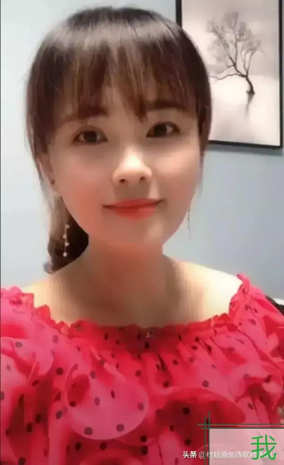 单身女人微信（女生总是在微信朋友圈里说她是单身什么的？）