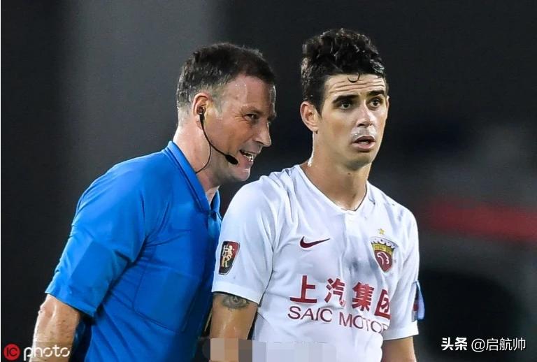 英超名帅克拉滕伯格执法足协杯,漏判了广州恒大两个点球,他能带领中国裁判进步吗? 英超名帅克拉滕伯格执法足协杯,漏判了广州恒大两个点球,他能带领中国裁判进步吗?