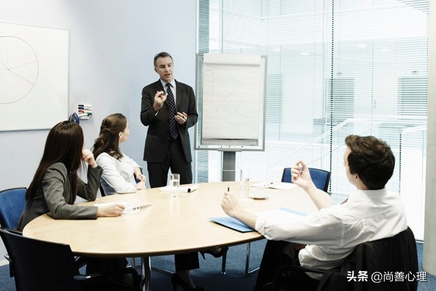 [认真你就赢了]玩游戏经常被举报，我已经很认真玩了，战绩不好就被举报了为什么？