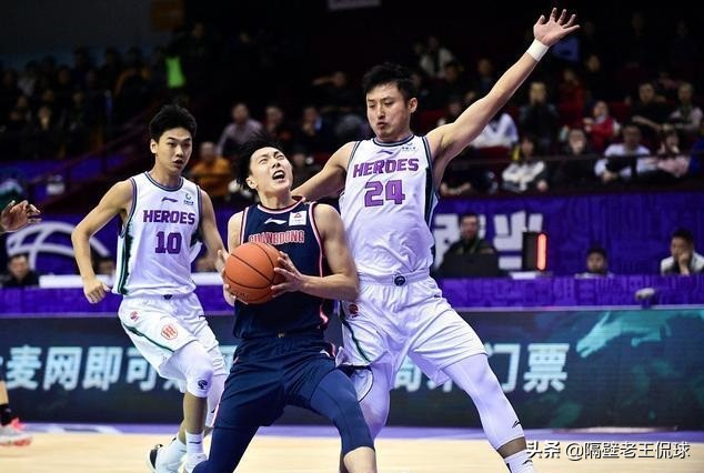 1月7日CBA常规赛焦点比赛结束之后,目前最长的连胜和最长的连败分别是谁?你怎么看? 1月7日CBA常规赛焦点比赛结束之后,目前最长的连胜和最长的连败分别是谁?你怎么看?