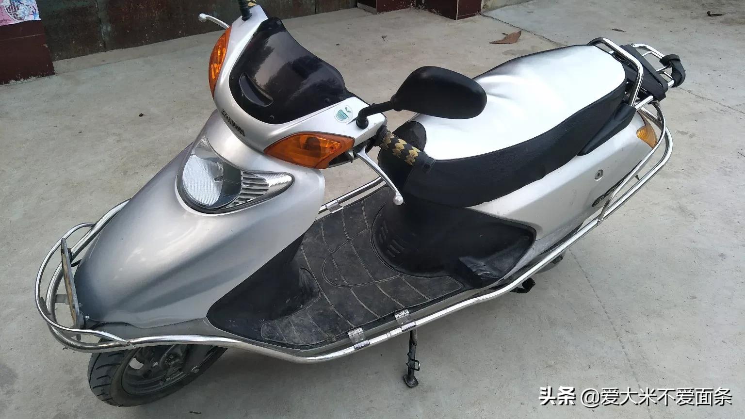 二手踏板摩托车
