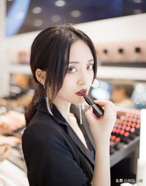 抖音海外生活达人是谁，抖音海外生活达人是谁啊