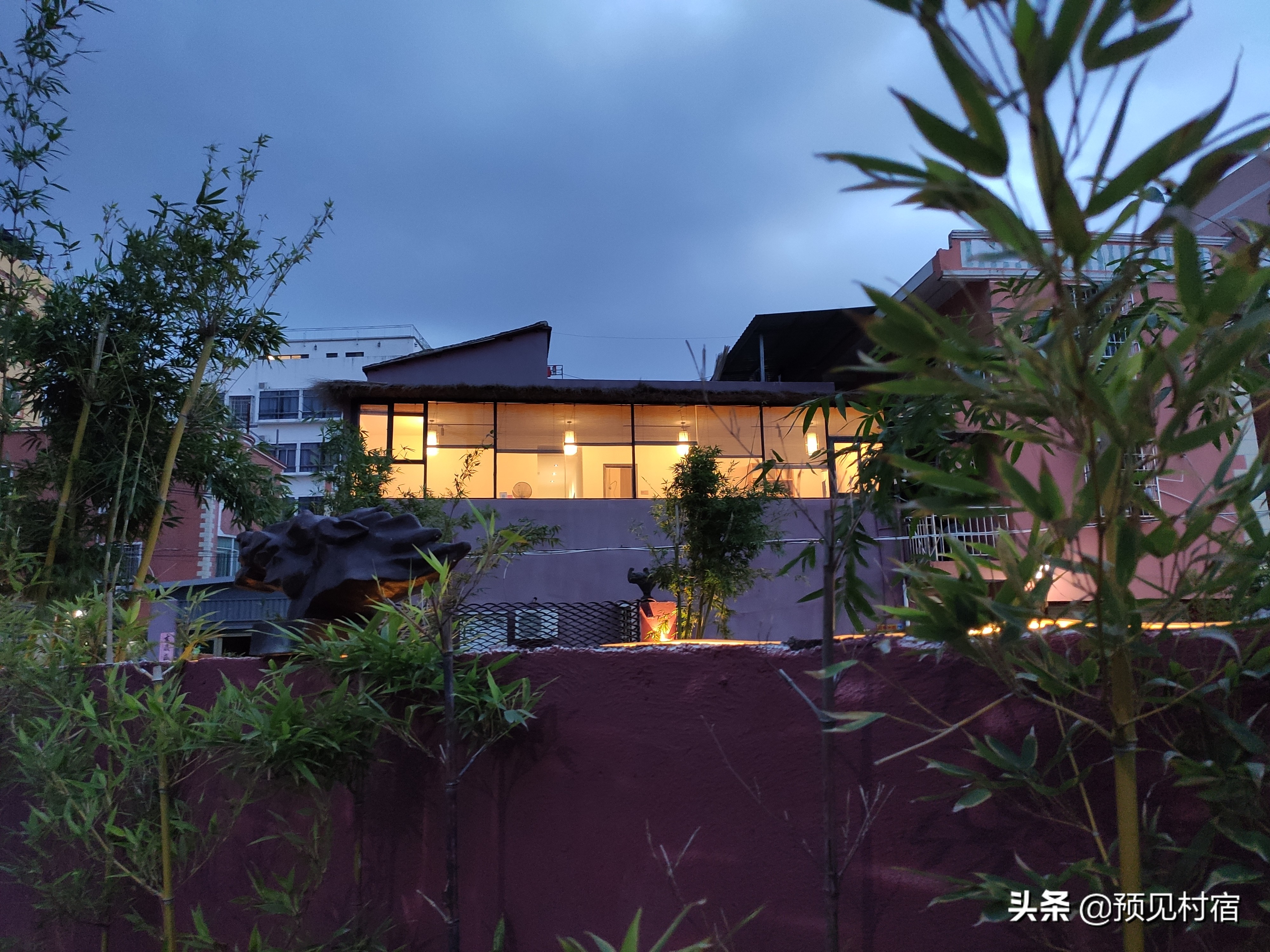 婚庆用品店铺厦门岛内有吗，厦门哪里有婚庆用品店
