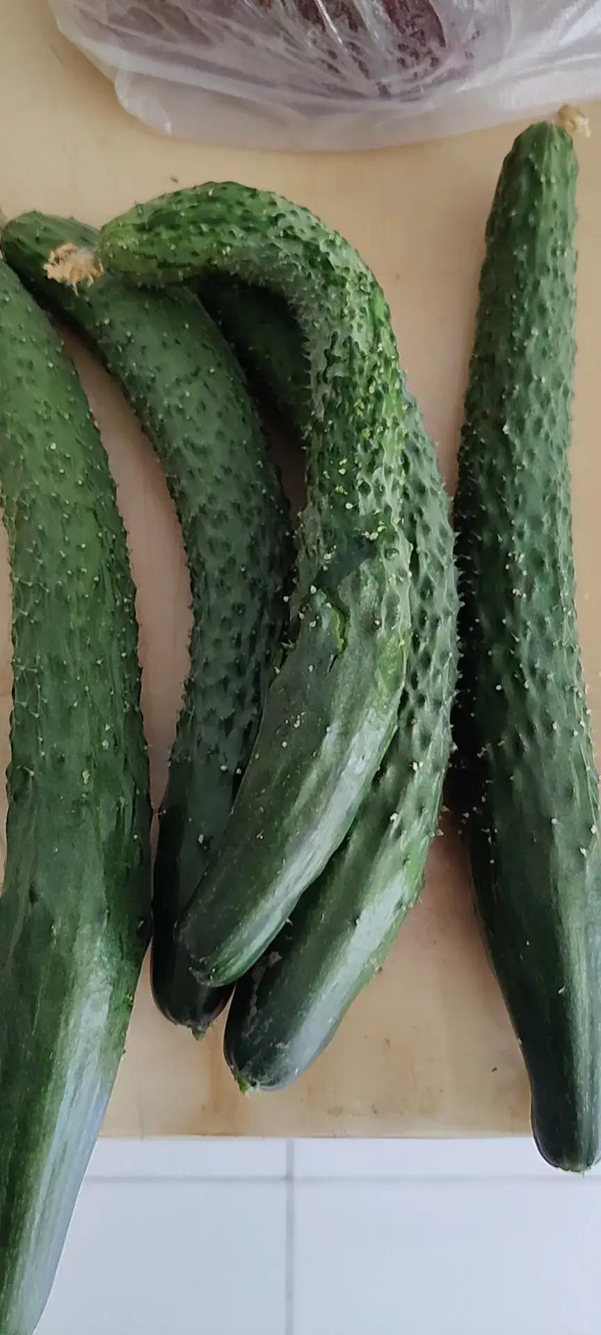 女子半夜偷菜赔2千（偷菜被毒死怎么赔偿？）