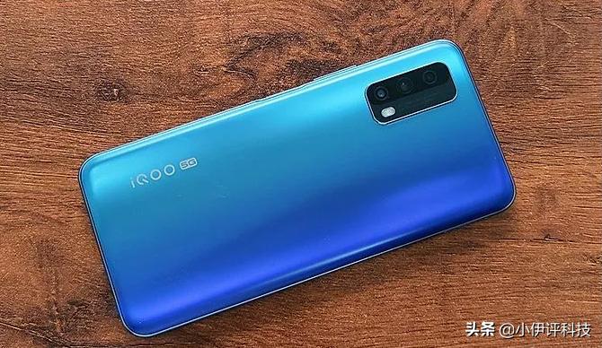 1500左右的华为游戏手机? 1500左右的华为游戏手机?