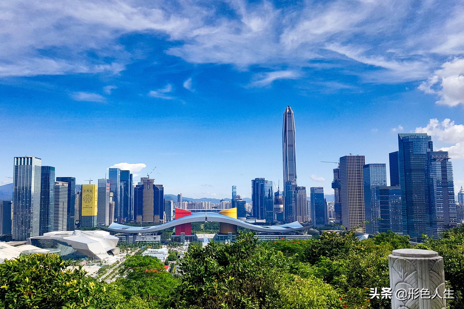 深圳一年的天气情况怎样？