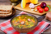 [点拼好饭被骂狗饭]狗吃完饭呕吐是怎么回事？