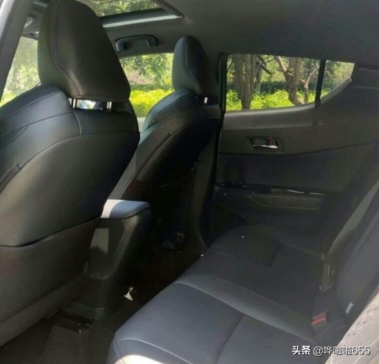 奕泽丰田图片