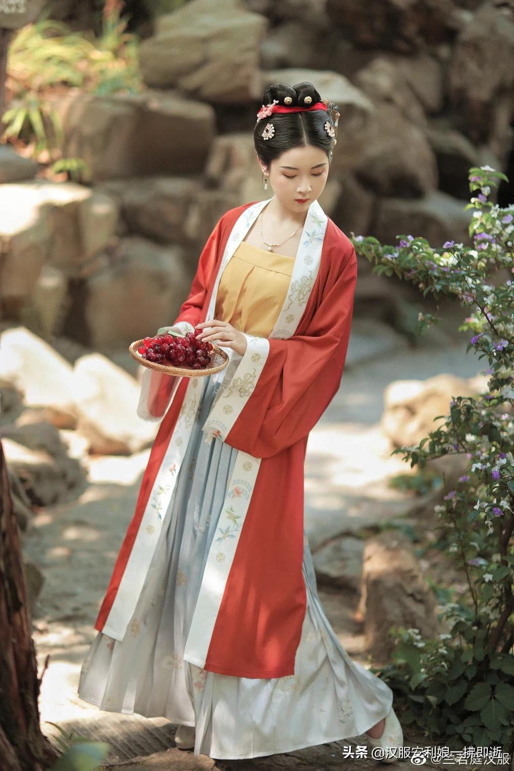 汉服小姐姐在海外生活视频，汉服小姐姐在海外生活视频大全