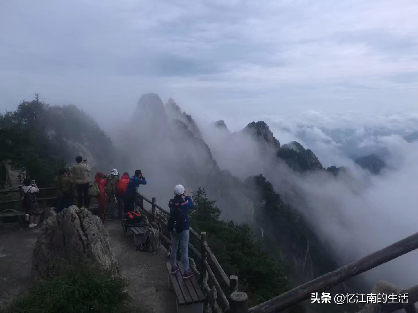 河南农家吃住一体的避暑哪里最好？