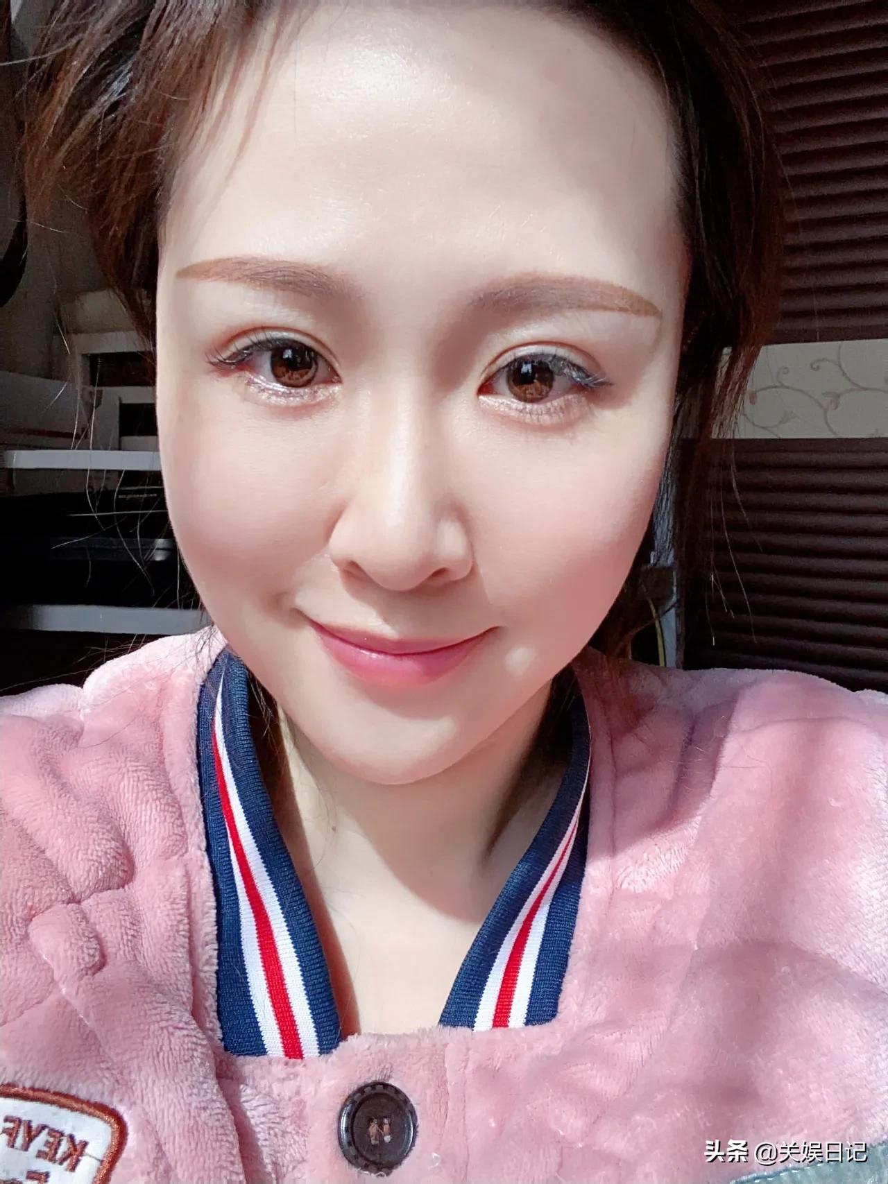 疫情在家化妆视频技巧
