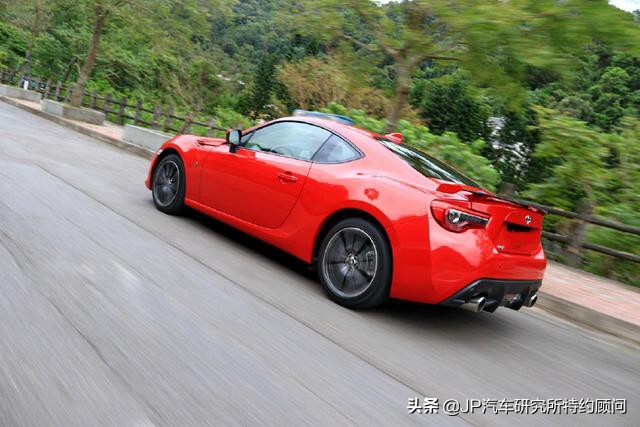 丰田86图片