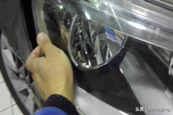 大众朗逸车灯