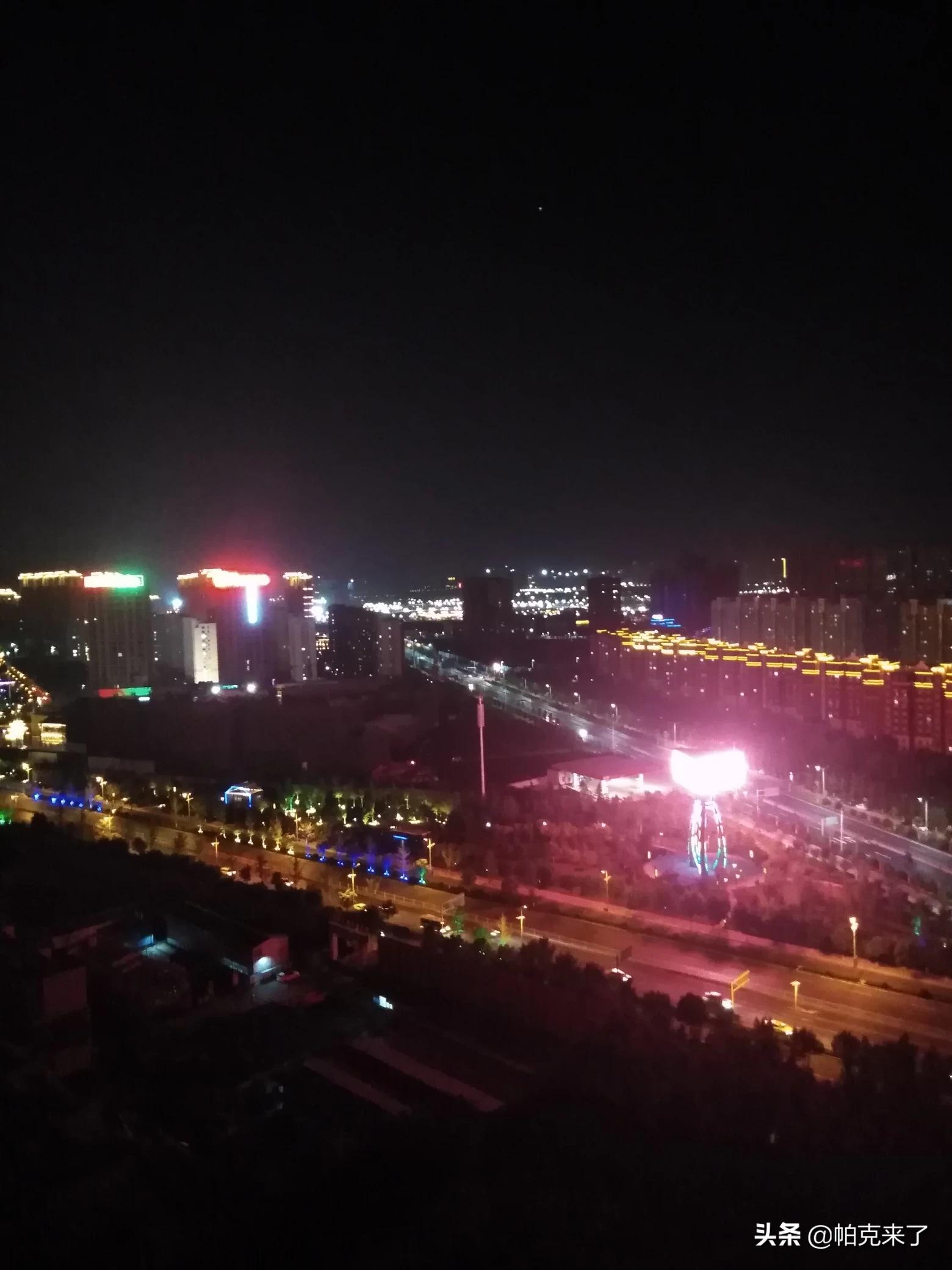 保安深夜救落水女生保安救美女是什么电视剧