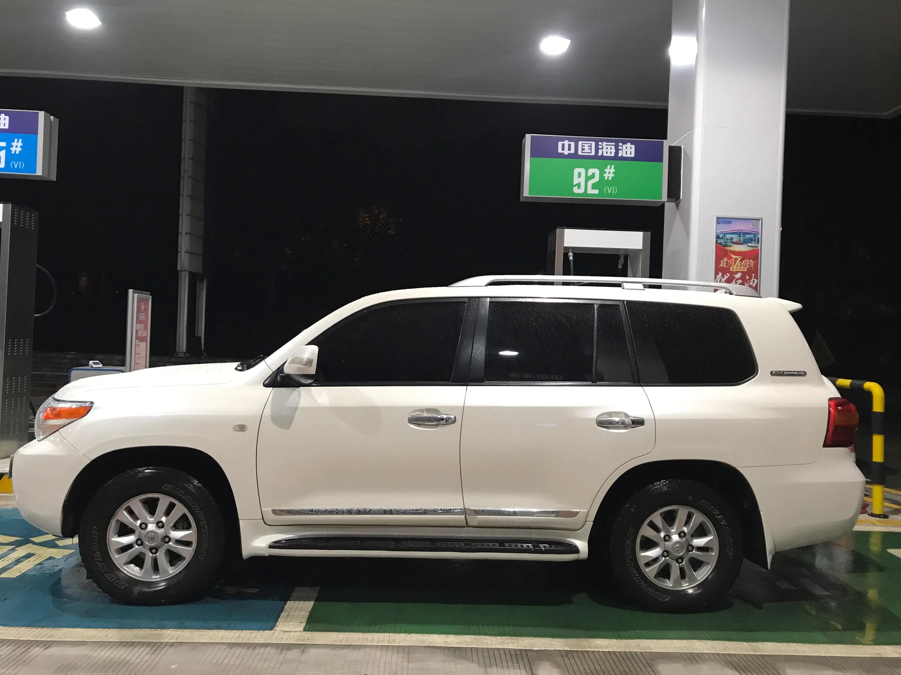 陆巡二手车